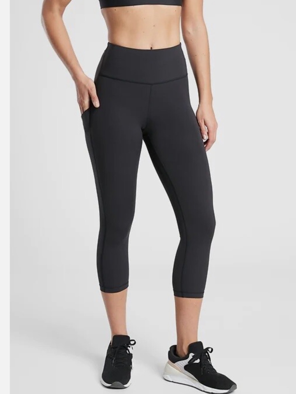 NWT Athleta Ultime Capri Stash pocket 7/8 tight XXS